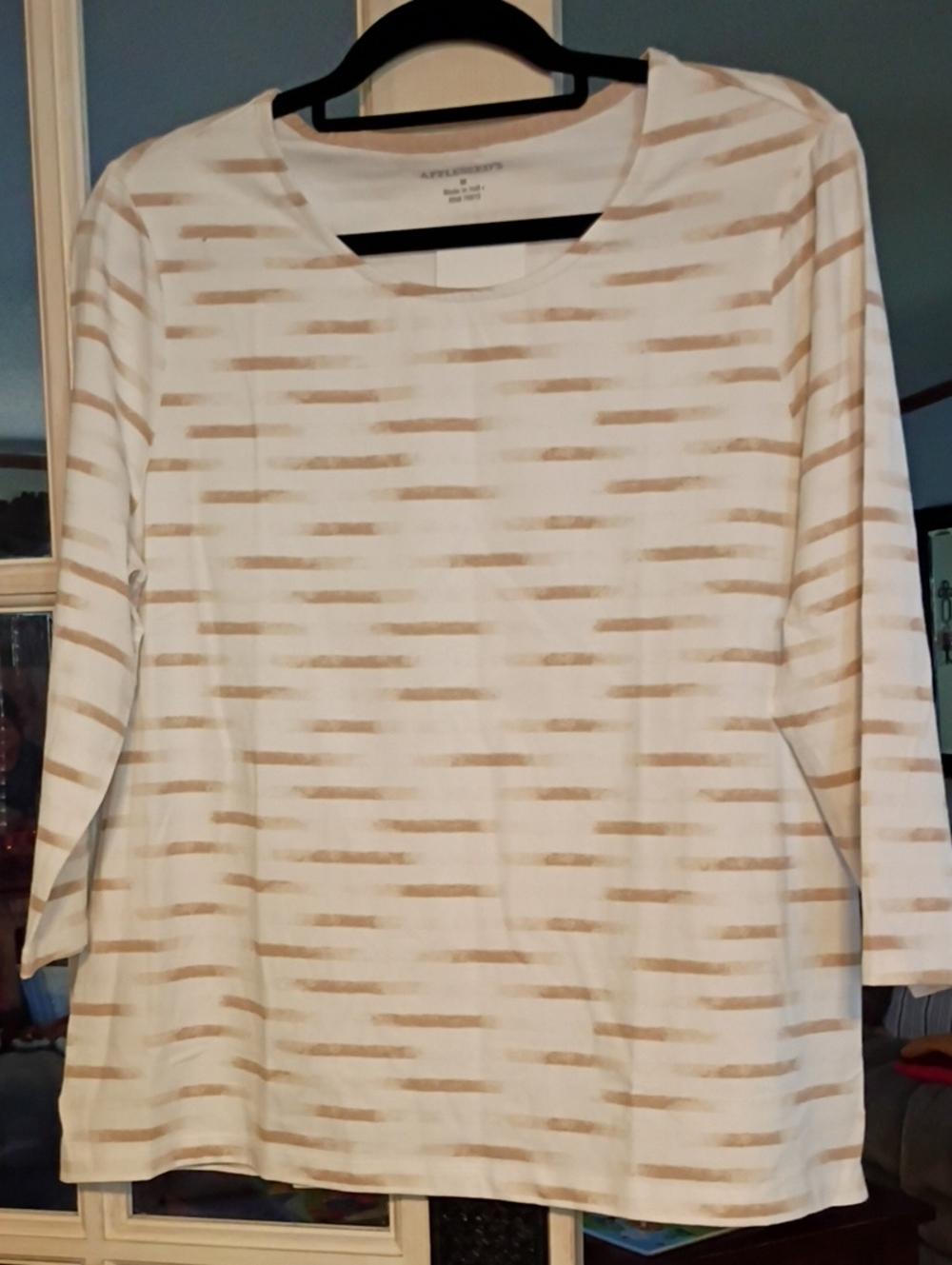 Appleseed's White and Beige Striped Long-Sleeve Tee